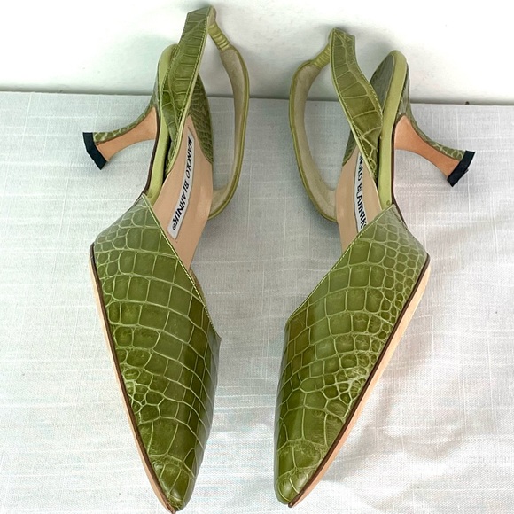 Manolo Blahnik Green Alligator Slipback Pumps size 39 - Picture 6 of 9